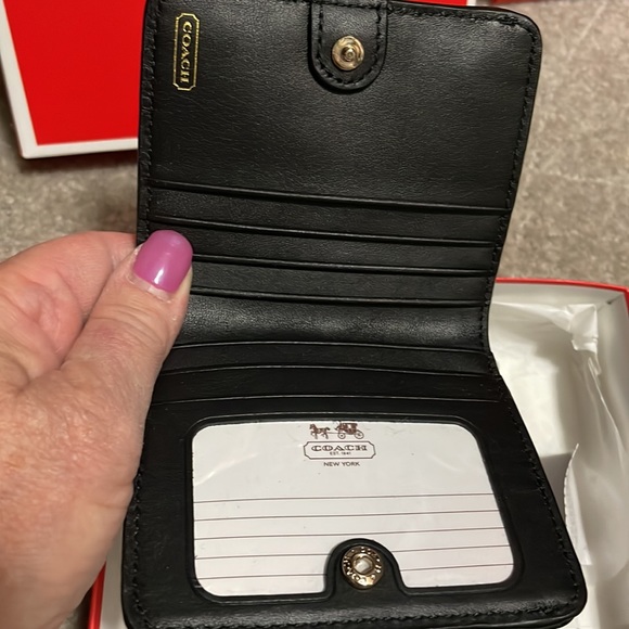 MWT Coach Madison black leather small wallet, cute detailing. Pockets galore - Picture 6 of 9
